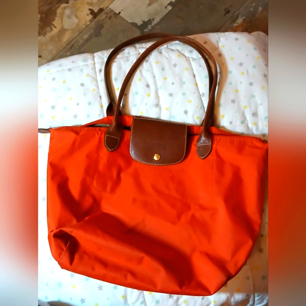 LONGCHAMP BAG NYLON ORANGE VGUC